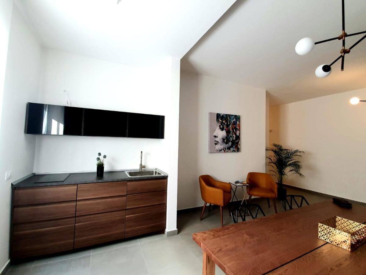 Charme Rooms Siracusa Syracuse ภายนอก รูปภาพ